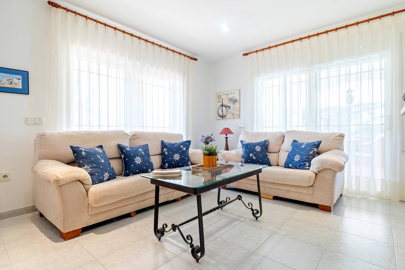 Villa 'Ponent' with Sea Views, Private Pool and Wi-Fi in l'Ametlla de Mar, Costa Dorada