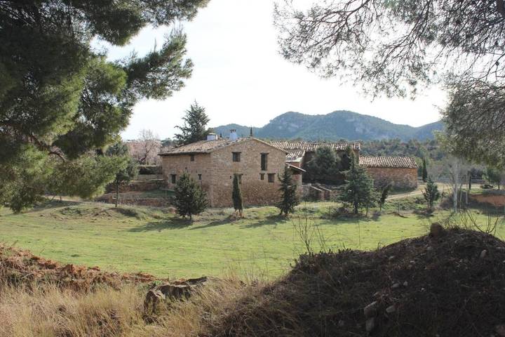Casa rural para 7 personas, con Terraza además de Jardín y Vistas en Provincia de Teruel