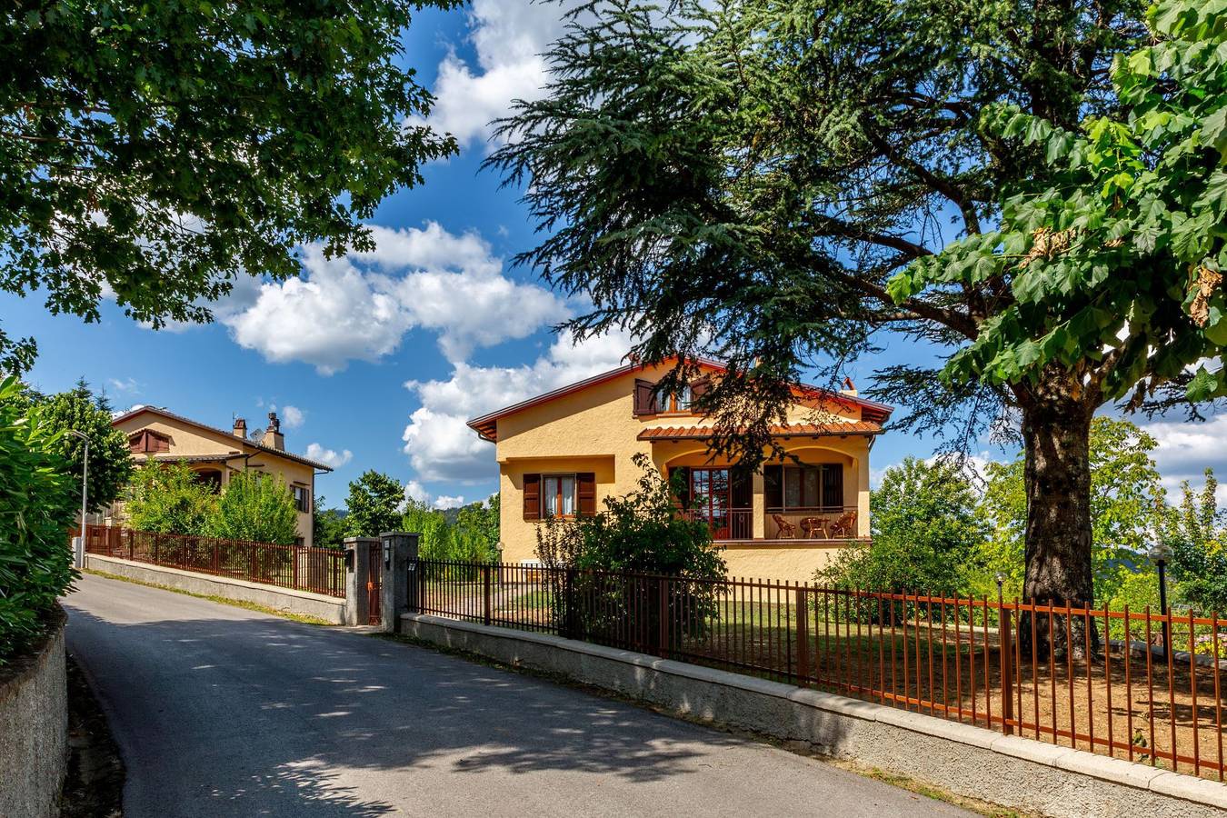 Villa für 8 Personen mit Balkon in Talla, Valdarno