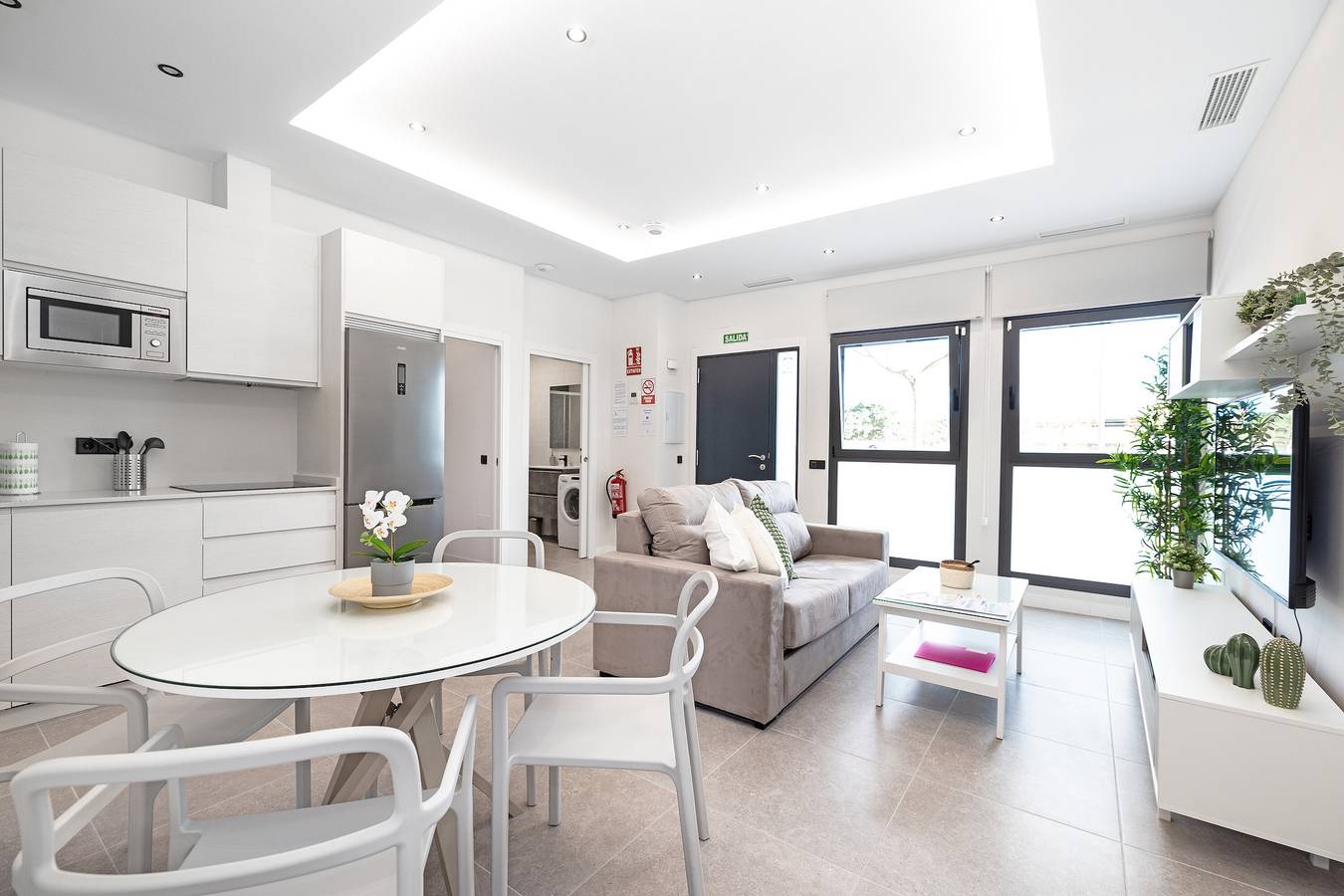 Entire apartment, Apartment '2 Dorm Maia' with Shared Pool, Wi-Fi and Air Conditioning in Torre del Mar, Costa del Sol