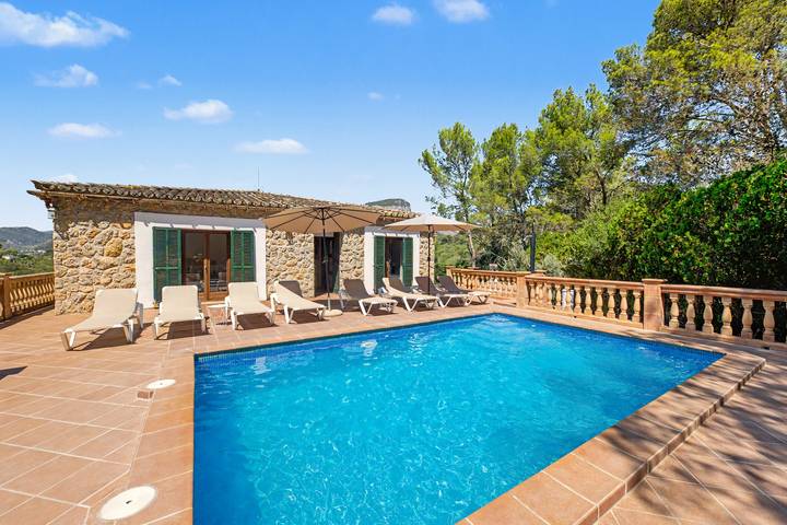 Finca für 10 Personen, mit Balkon und Garten in Alaró