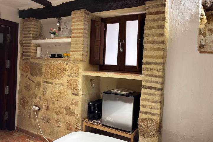 No. 1 - Petite Chambre et Salle de Bain Avec Entrée Privée et Accès Terrace in Jávea, Costa Blanca