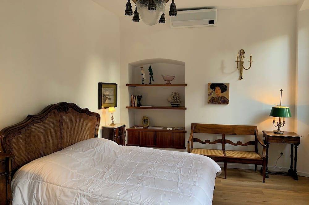 Entire apartment, Bastio House in La Spezia (City), La Spezia