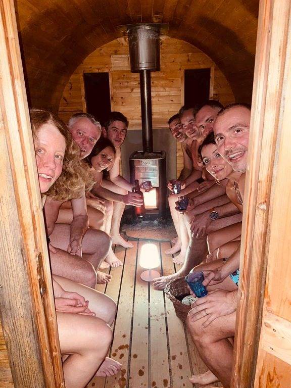 Gîte pour 9 personnes, avec jardin ainsi que jacuzzi et sauna dans Hautes-Alpe - 2