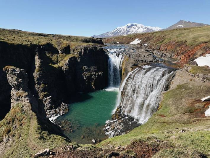Chalet pour 2 personnes, avec piscine et terrasse ainsi que jardin et jacuzzi en Islande - 3