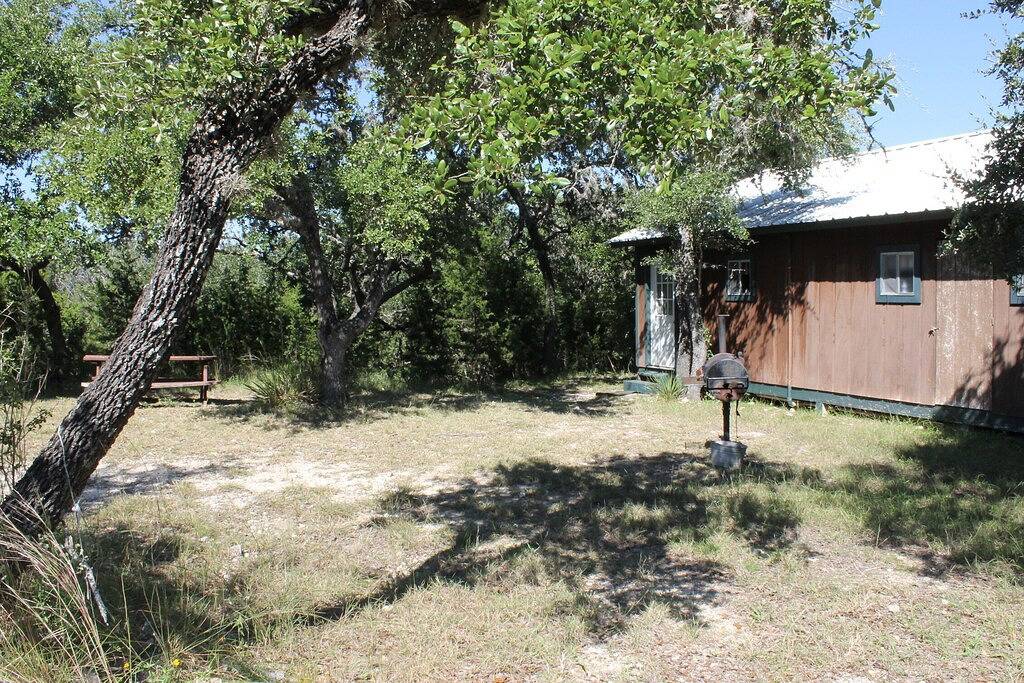 Die Leakey Seite - Whiskey Mountain Duplex - Tolle Lage! in Rio Frio, Real County