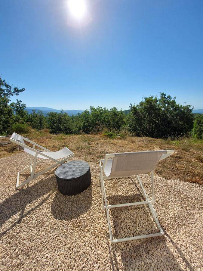 Location de vacances pour 4 personnes, avec jardin et vue à Mons (Var) - 3