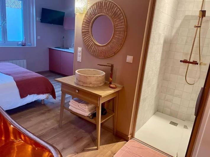 Gîte pour 2 personnes, avec terrasse ainsi que sauna et jacuzzi à Étaples - 4