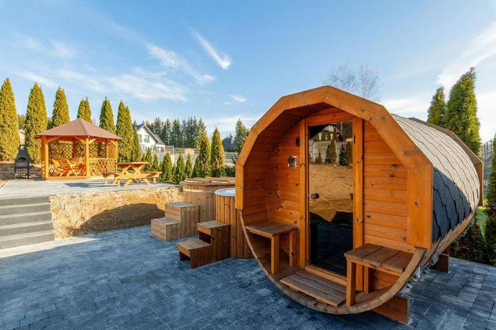 Apartament wakacyjny dla 4 osób, z Balkon i Jacuzzi oraz Ogród i Sauna w Tylicz