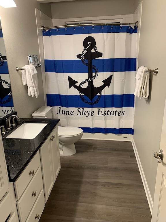 Vacation house for 7 people, with yard and pool in Hot Springs