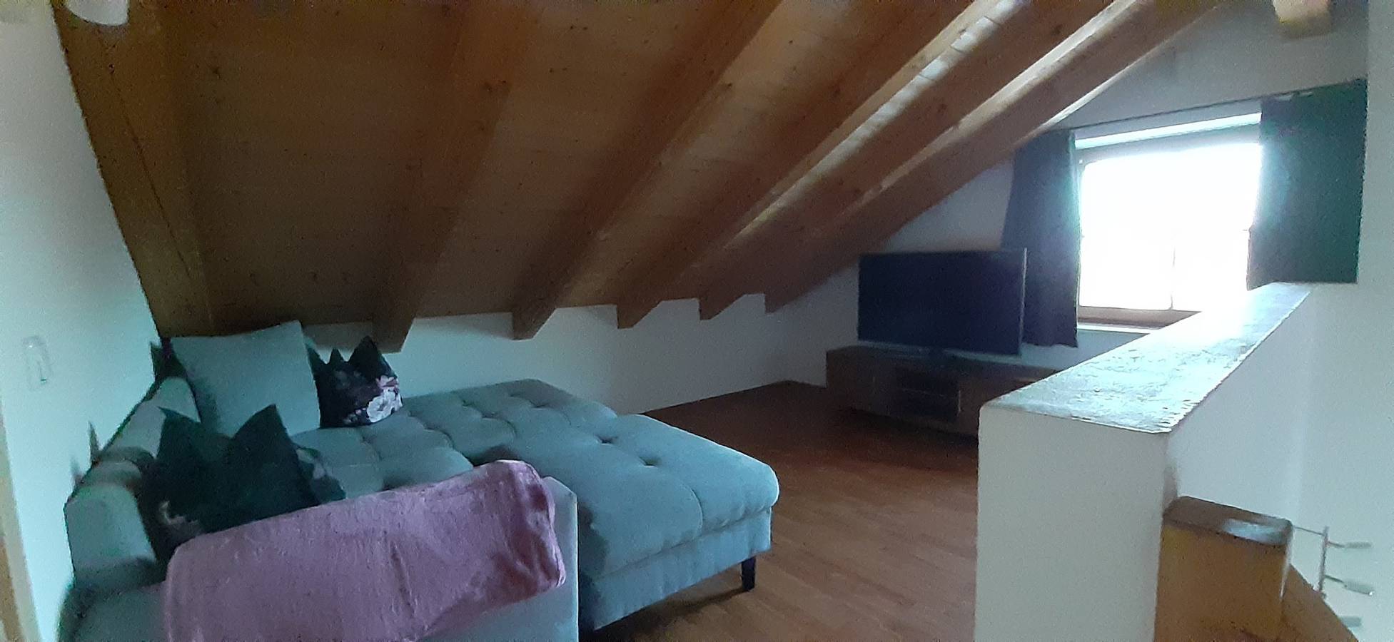 Ganze Ferienwohnung, Ferienwohnung Schloßblick - Ferienwohnung Schloßblick mit Balkon für max. 4 Personen in Bernau am Chiemsee, Chiemsee