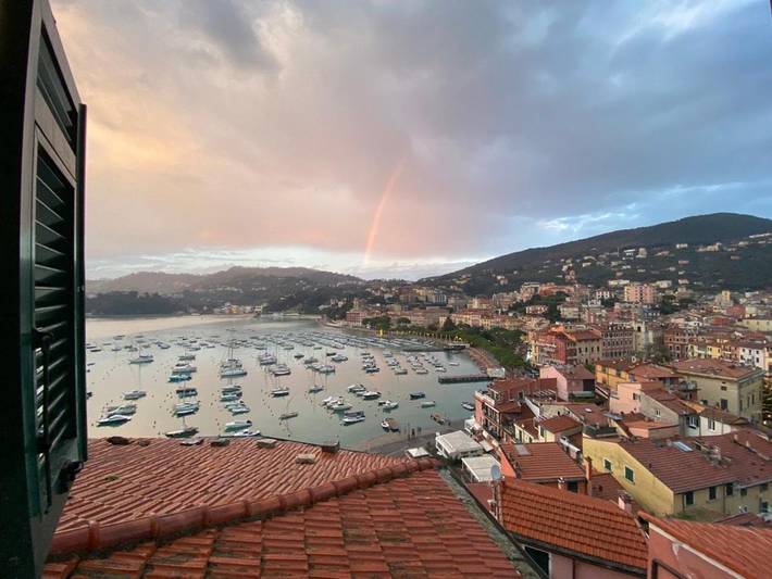 Casa vacanza per 5 persone, con terrazza e panorama in Lerici