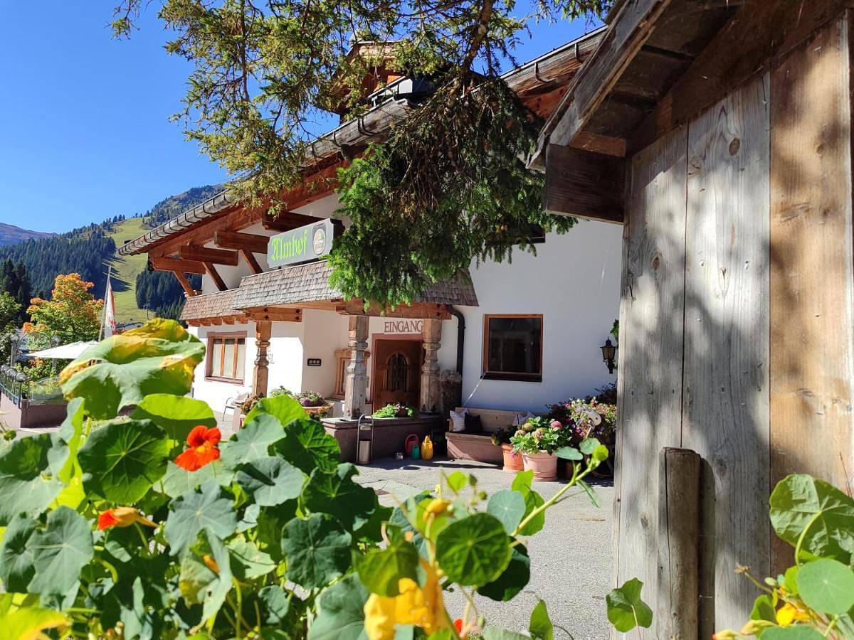 Hotel Almhof in Tuxer Alpen, Hochfügen