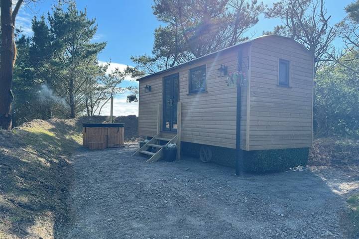 Holiday home for 2 people in Mawgan Porth