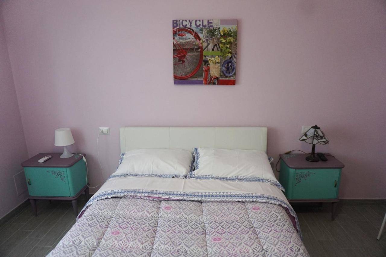 Double Room with Private Bathroom in Montesilvano, Province de Pescara