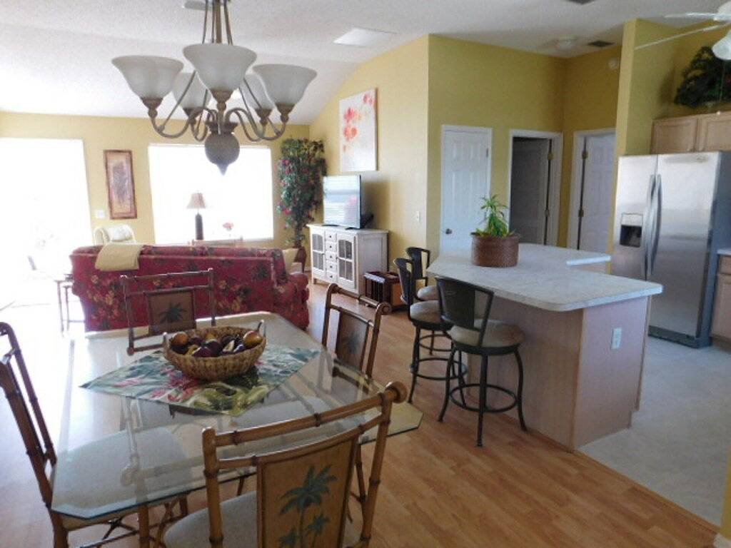 Wunderschönes 3/2 Designerhaus, kostenloses Wlan, Golfwagen und 36 kostenlose Golfplätze in The Villages, Sumter County