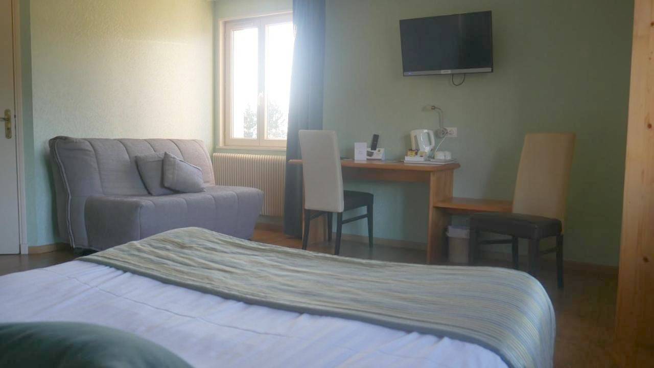 Double Room in Montmelard, Région de Mâcon