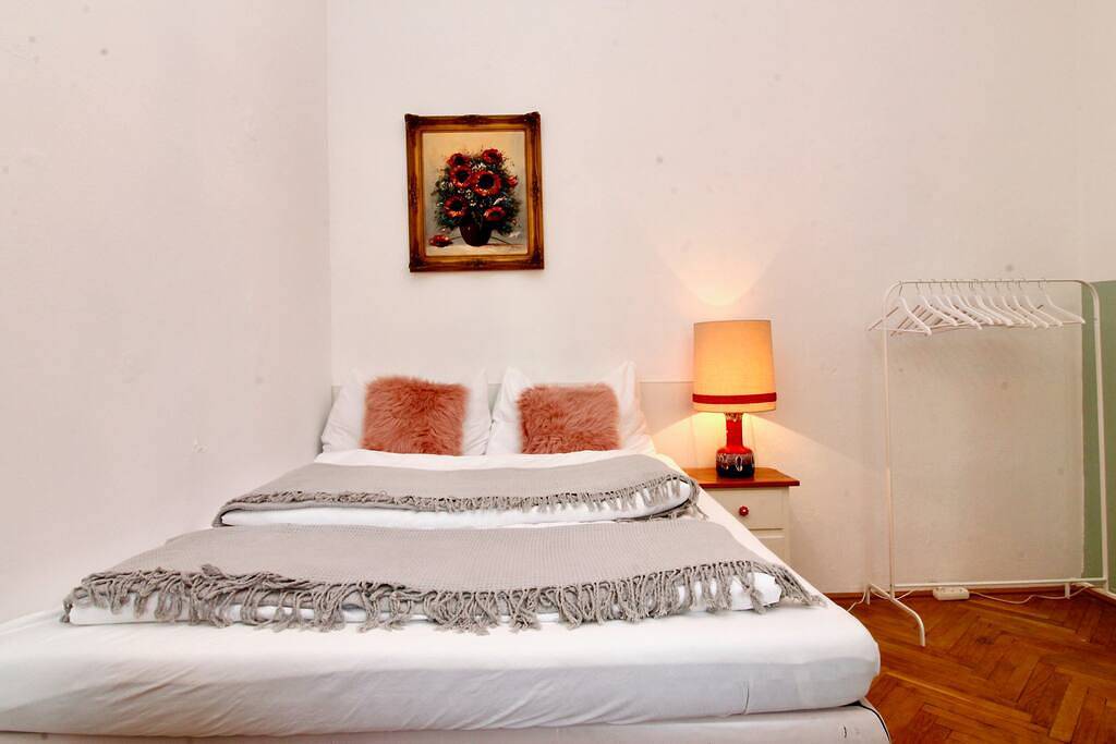 Entire apartment, Romantic Urban Living in Vienna, Vienna Woods