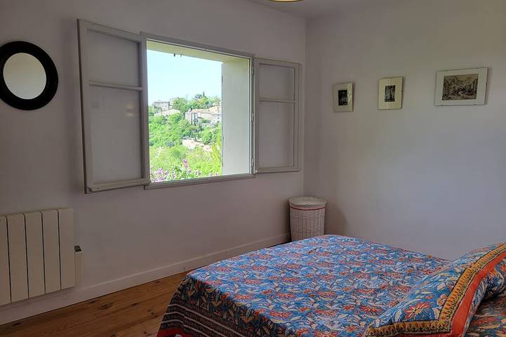 Gîte pour 4 personnes, avec jardin à Reillanne - 3