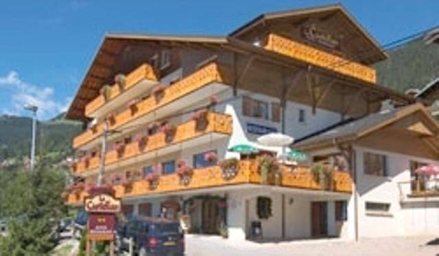 Hôtel pour 2 personnes, avec Balcon et Terrasse à Chatel