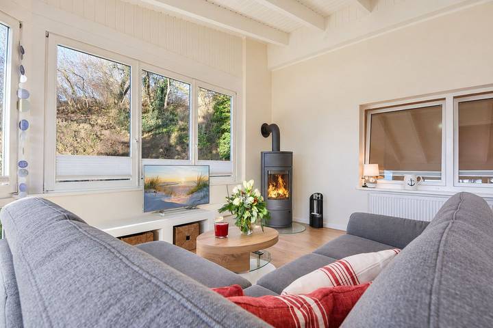 Ferienhaus Wiesenblick - mit großen Garten und zwei Wohneinheiten in Drei Kaiserbäder, Heringsdorf