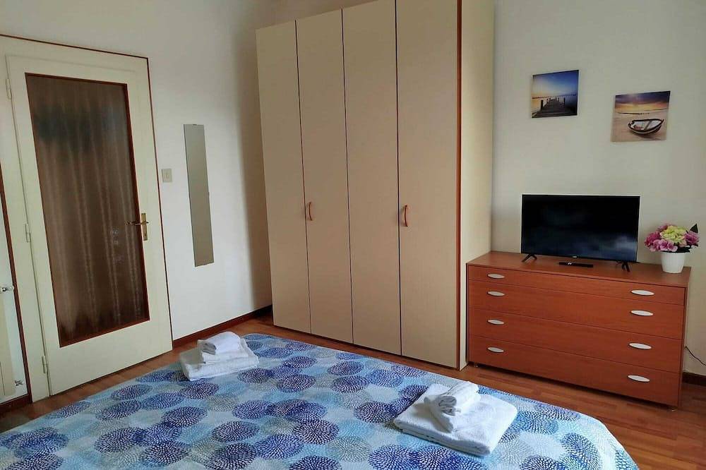 Appartement entier, Modern apartment on the Rive in Trieste, Carso