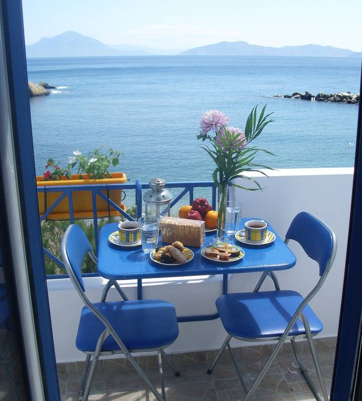 Vakantiewoning voor 5 personen, with Uitzicht op zee and Balkon/Terras as well as Uitzicht in Samos