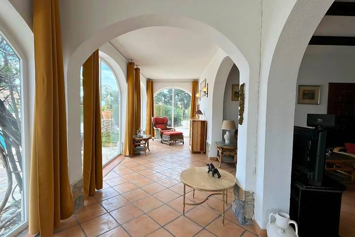 Chalet para 6 personas, con jardín y piscina, Familias con niños en l'Alacantí - 4