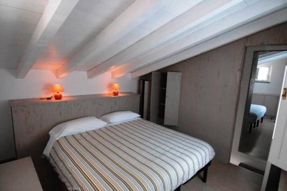 Monterosso Al Mare: Typische Residenz in der Altstadt, nur einen Steinwurf vom Meer entfernt in Monterosso al Mare, Monterosso al Mare Gemeinde