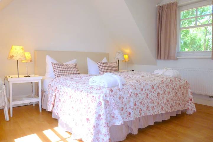 Ferienhaus für 7 Personen, mit Whirlpool und Sauna sowie Garten und Terrasse, mit Haustier in Wittenbeck - 3