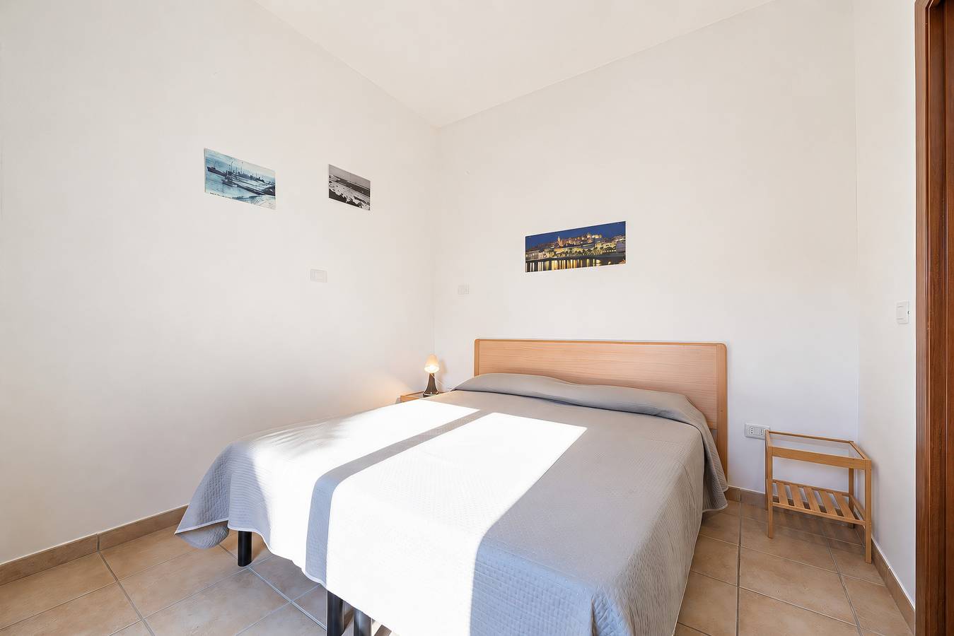 Casa Vacanze Ervilia appartamenti in Lungomare E. Mattei a 50 mt dalla spiaggia in Vieste, Gargano