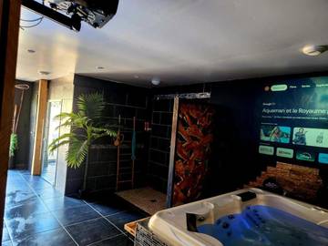 Cottage pour 6 personnes, avec terrasse et sauna ainsi que jardin et jacuzzi à Nœux-les-Mines