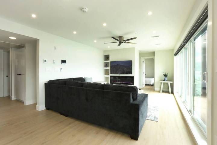 Apartamento entero, Amplio oasis tranquilo en Okanagan 302 in Peachland, Central Okanagan