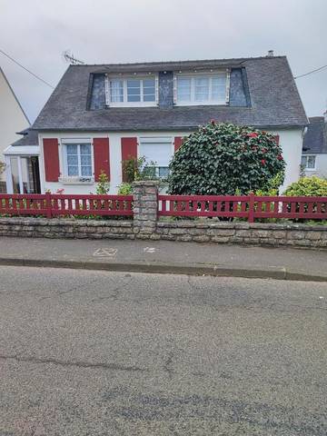 Gîte pour 2 personnes, avec vue et jardin à Morlaix