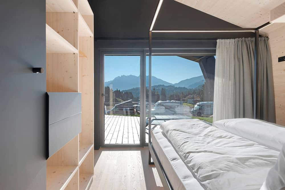 Geheel appartement, Chalet 'Einheit E' met Uitzicht op de Bergen, Privéterras en Wi-Fi in Deutschnofen, Eggental