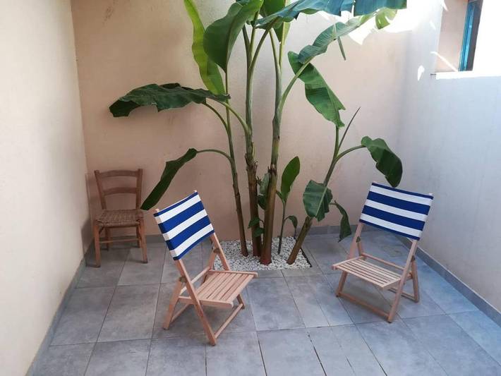 Gîte pour 5 personnes, avec vue sur le lac ainsi que balcon et vue à Cabras - 4