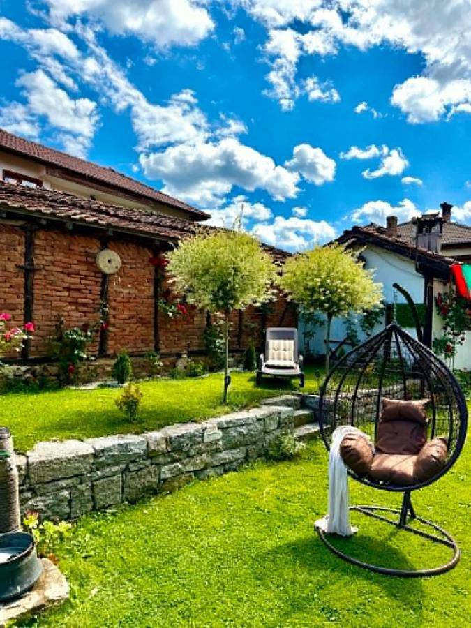 Maison d’hôte pour 4 personnes, avec jardin ainsi que vue et balcon à Koprivchtitsa - 3
