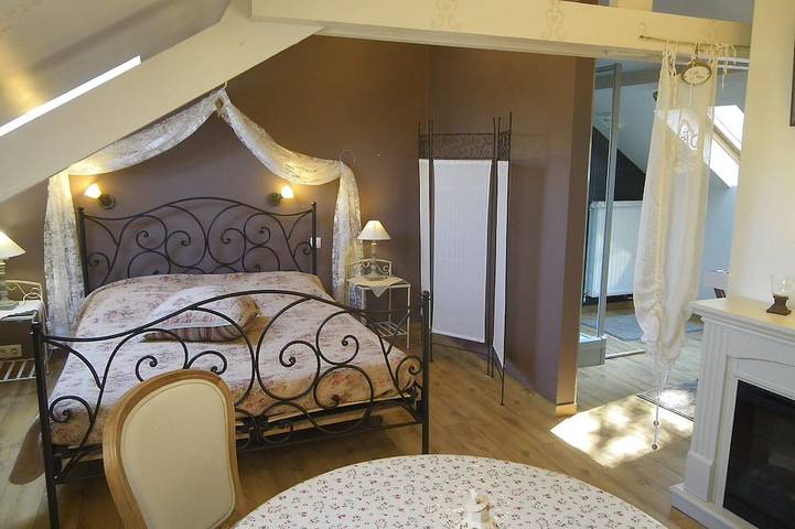 Location de vacances pour 6 personnes, avec jacuzzi et jardin à Binche - 2