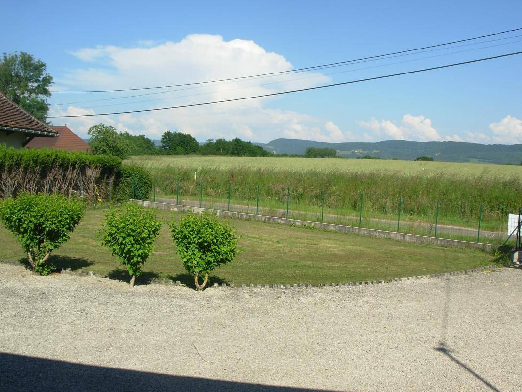 Aux Jours Heureux in Flacey-en-Bresse, Région de Louhans
