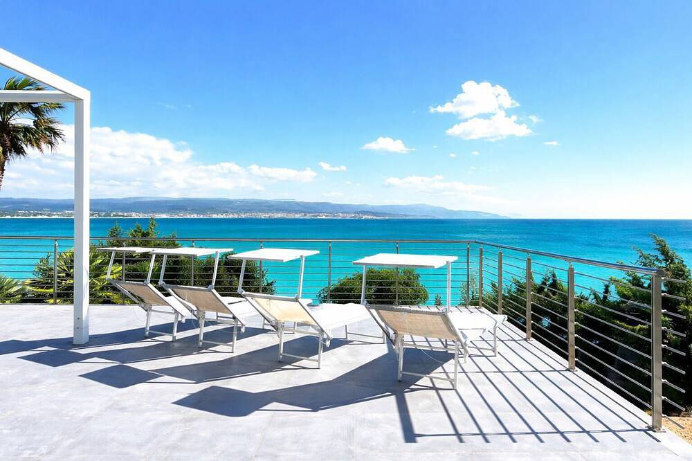 Atemberaubende Villa, 3 Schlafzimmer, großer Garten, Grill in Fertilia, Sassari Provinz