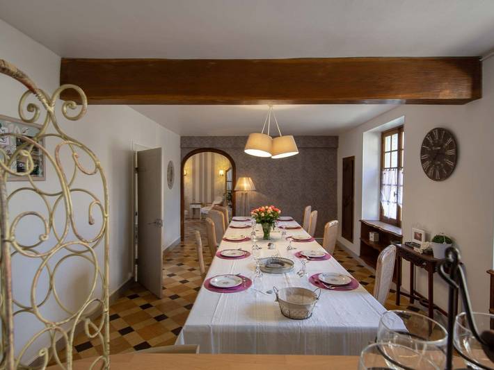 Ferme rénovée avec sauna et jacuzzi, 1h de Paris, idéale pour familles et stages, proche de la nature in Boisseaux, Pithiviers und Umgebung
