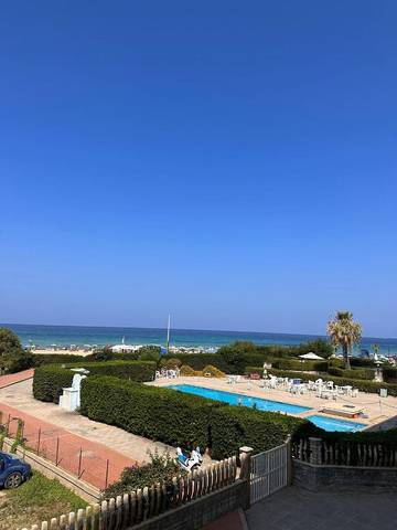 Gîte pour 4 personnes, avec piscine ainsi que balcon et vue à Erice