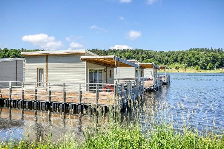 Mobil-Home 3 pièces 4 personnes in Monestier-Merlines, Région d'Ussel