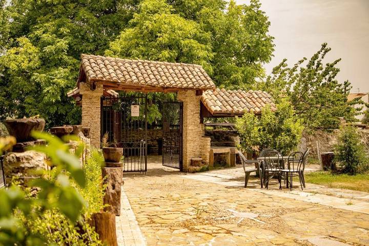 Casa rural para 18 personas, con vistas además de jardín y piscina en Arbuniel - 3