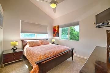 Vacation Home for 2 Guests in Kihei, Maui, Picture 1