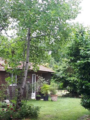 Gîte pour 2 personnes, avec jardin à Saint-Laurent-Médoc