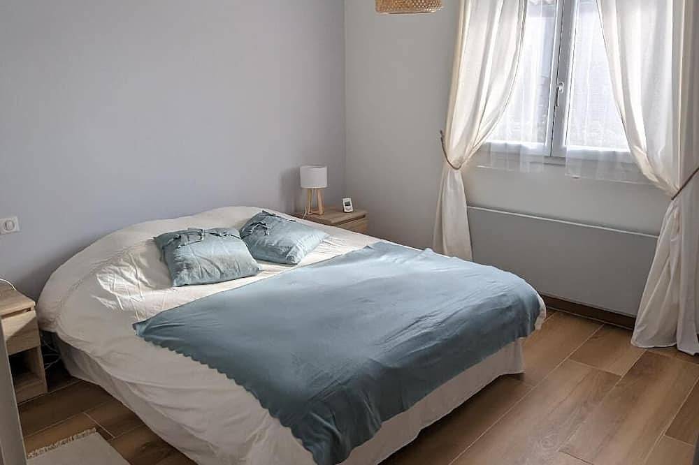 Appartement entier, Proche Rhune/plages, appartement neuf Rdc d'une maison basque. Animaux acceptés! in Ascain, Région de Bayonne