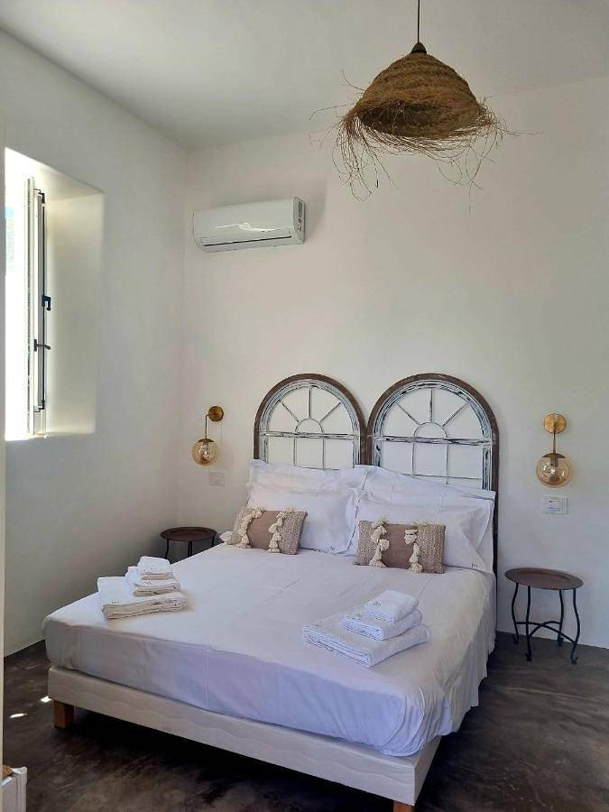 Superior King Room in Santa Marina Salina, Salina