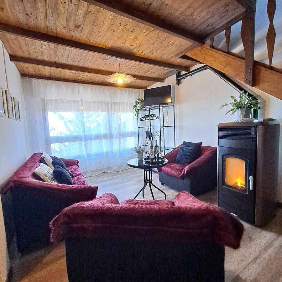 Appartamento intero, Chalet Vista Mare in Sarnano, Parco nazionale dei Monti Sibillini