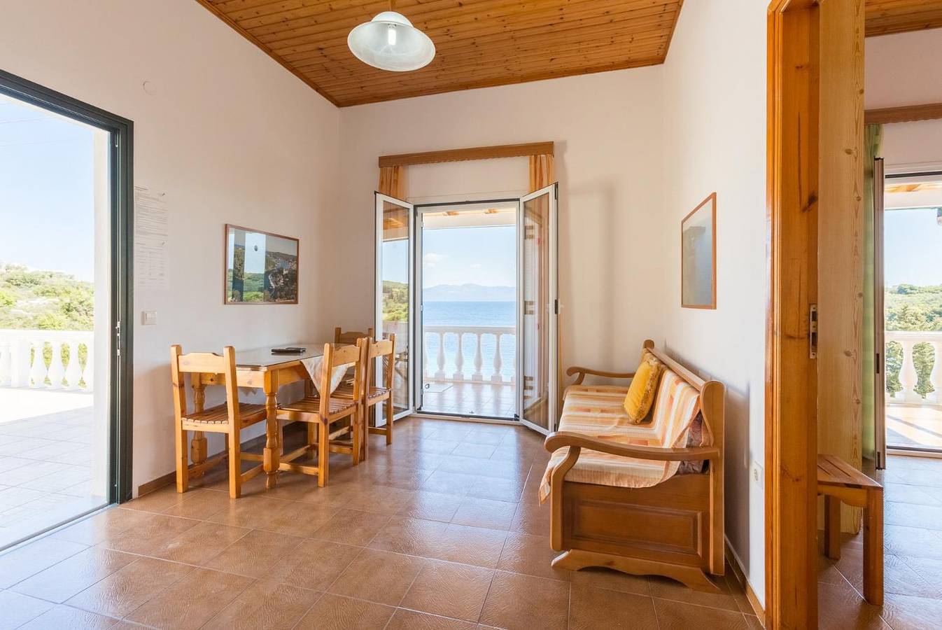 Ganzes Studio, Studio 'Dolphin Villa 3' mit Meerblick, Wi-Fi und Klimaanlage in Paxos